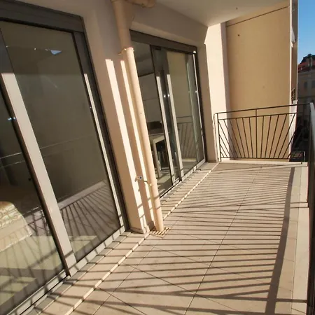 West Bay - Giotto - Beau 2p Neuf Plein Centre Avec Terrasse Et Parking Mae-8914
