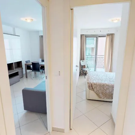 West Bay - Giotto - Beau 2p Neuf Plein Centre Avec Terrasse Et Parking Mae-8914 公寓